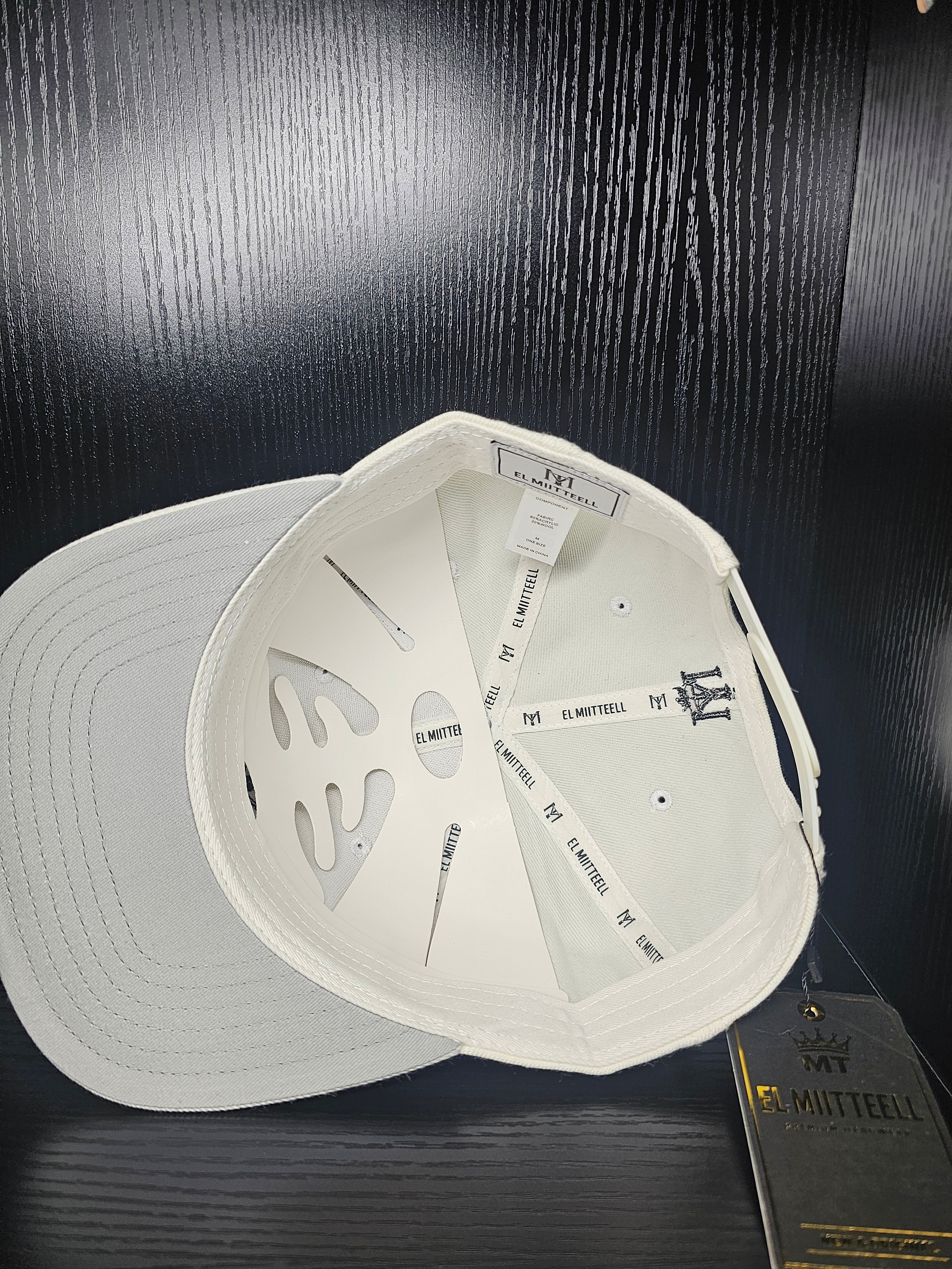 Snapback Cap- EL MIITTEELL